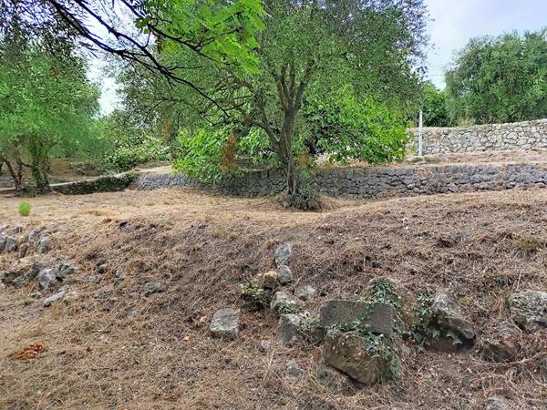 Terrain à vendre 1420 m² avec vue dégagée à Grasse - Saint Jacques