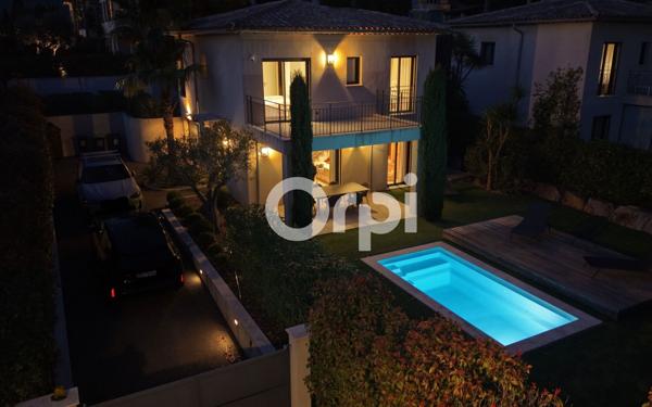 Maison à vendre    4 pièces • 80,01 m2 Sainte-Maxime