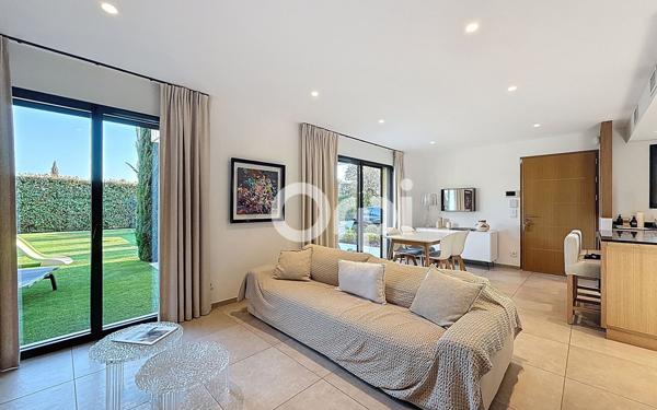 Maison à vendre    4 pièces • 80,01 m2 Sainte-Maxime