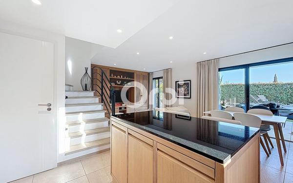 Maison à vendre    4 pièces • 80,01 m2 Sainte-Maxime