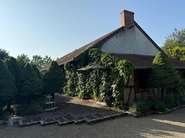 longère  authentique de prestige avec parc crée par un maitre artisan paysagé Saint Marcel 8 pièce(s) 278 m2