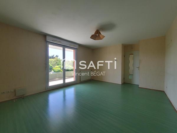 APPARTEMENT 3 PIECES 2 PARKINGS RER D