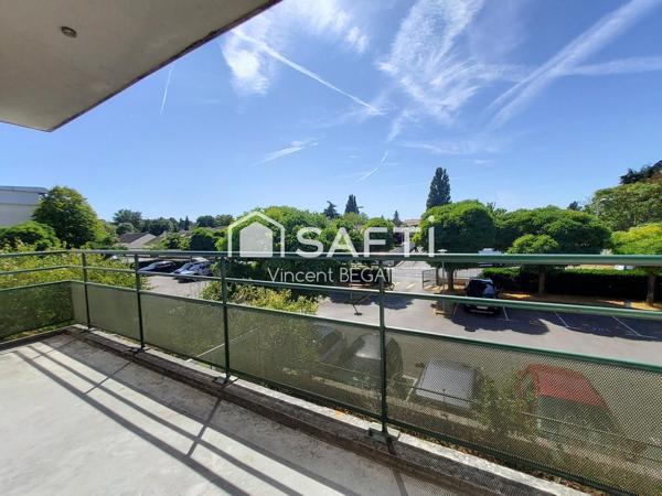 APPARTEMENT 3 PIECES 2 PARKINGS RER D