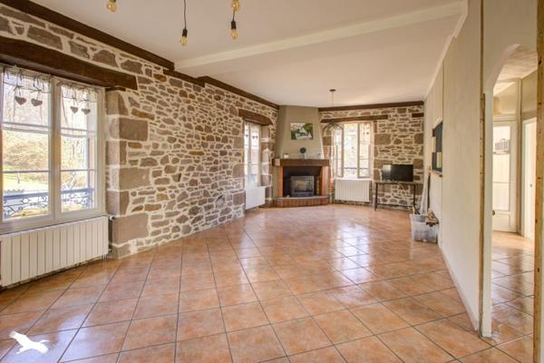 Maison à vendre |  Saint-Bazile-de-Meyssac |  6 pièces | 147 m²