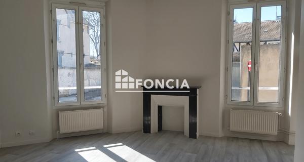 Location Studio 32.9 m² - Dreux 28100