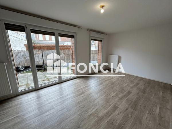 Location Appartement 2 pièces 48.4 m² - 126 BIS RUE DE LANNOY Lille 59000