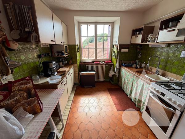 Appartement 4 pièces 146.84 m2