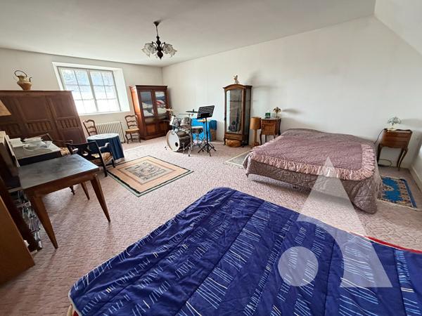 Appartement 4 pièces 146.84 m2