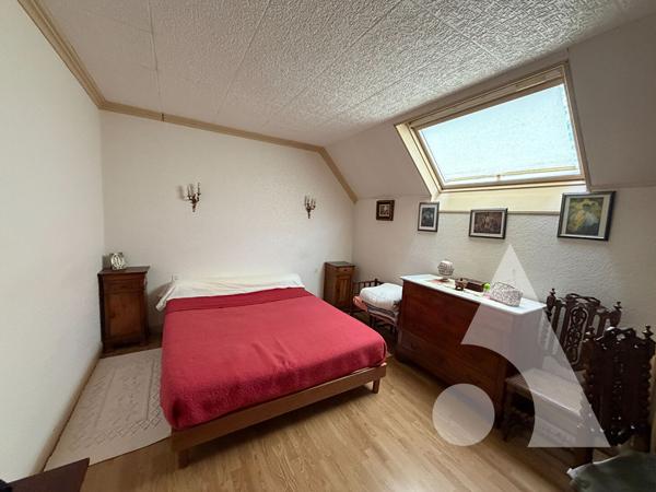 Appartement 4 pièces 146.84 m2