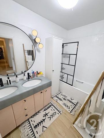 Appartement F5 à vendre  5 pièces - 112 m2 LYON - 69007