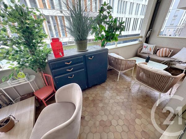Appartement F5 à vendre  5 pièces - 112 m2 LYON - 69007