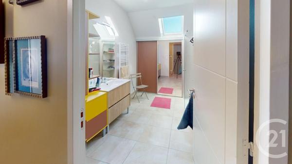 Appartement F3 à vendre  3 pièces - 82,33 m2 RODEZ - 12