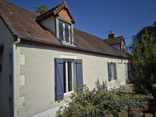 Longère type F4 avec Jardin de 600m² .proche centre ville!