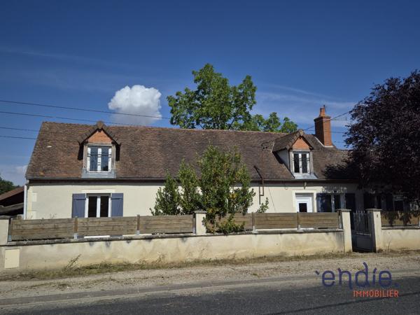 Longère type F4 avec Jardin de 600m² .proche centre ville!
