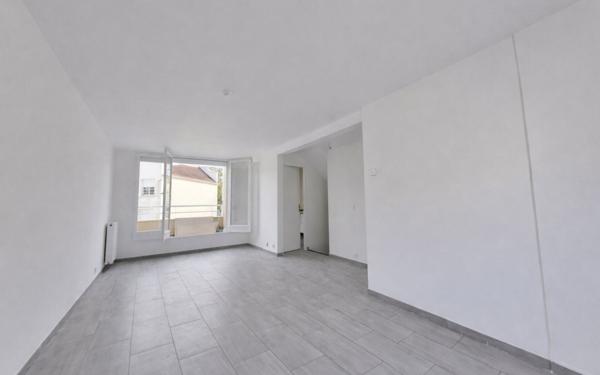 Appartement à vendre    4 pièces • 80,67 m2 Aulnay-sous-Bois