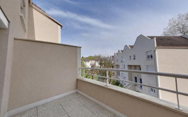 Appartement à vendre    4 pièces • 80,67 m2 Aulnay-sous-Bois