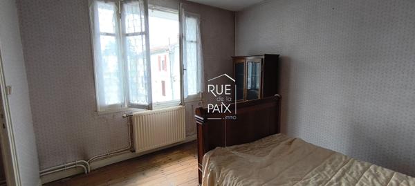 79200 PARTHENAY MAISON DE VILLE
