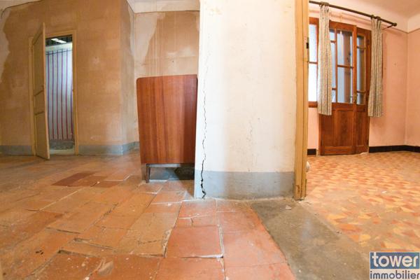 Maison de village
                                                                                                                                                                                                                                                                                                                        7 pièce(s)                                                                                                                                                                                                          5 chambre(s)                                                                                                                                                                                                          119  m²
