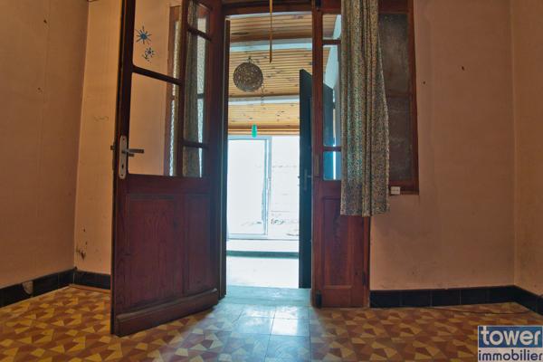 Maison de village
                                                                                                                                                                                                                                                                                                                        7 pièce(s)                                                                                                                                                                                                          5 chambre(s)                                                                                                                                                                                                          119  m²