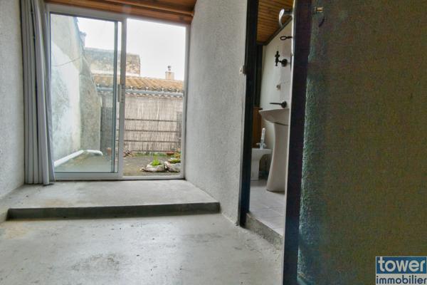 Maison de village
                                                                                                                                                                                                                                                                                                                        7 pièce(s)                                                                                                                                                                                                          5 chambre(s)                                                                                                                                                                                                          119  m²