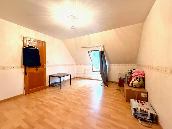 Charmante Maison avec sous-sol total à Vendre à Montereau Fault Yonne