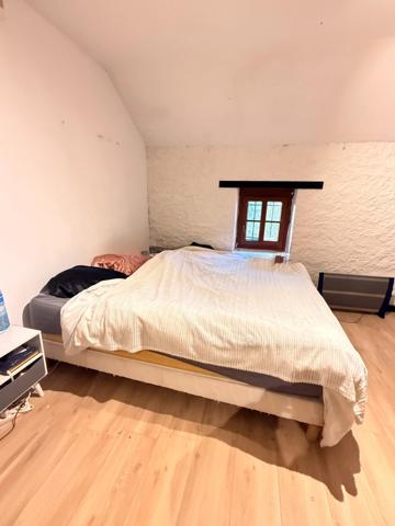 EN EXCLUSIVITE ! Maison en pierres de 141m², 3 chambres, garage double sur terrain de 1633m² 139 900 €