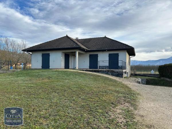 Maison à louer 4 pièces 96m²