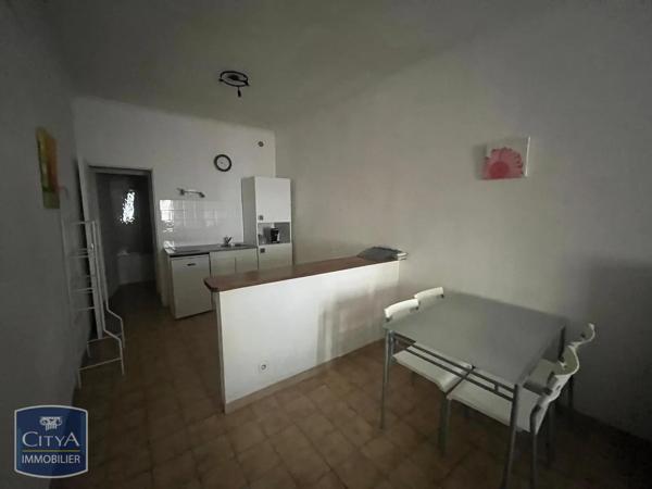 Appartement à louer 1 pièce 32.06m² Nîmes (30000)