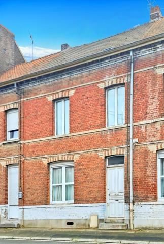 Maison 1930 – 6pièces / 5 chambres – Jardin 150 m² – Proche centre Somain