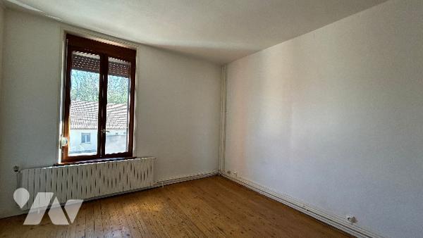 A VENDRE MAISON DE VILLE - SAINT-QUENTIN (02)