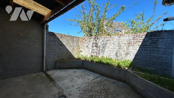 A VENDRE MAISON DE VILLE - SAINT-QUENTIN (02)