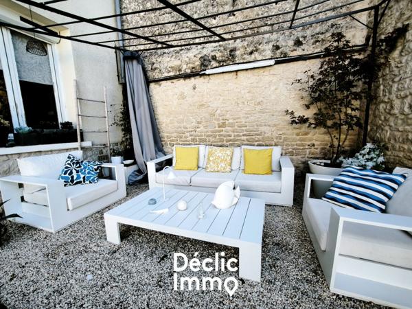 Vente maison de caractère Niort, 192m² 6 pièces 344 850€ avec piscine