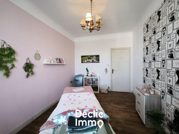 Vente maison de caractère Niort, 192m² 6 pièces 344 850€ avec piscine