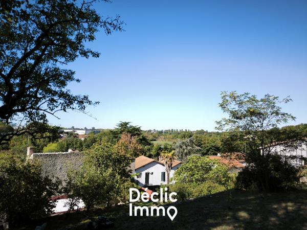 Vente maison de caractère Niort, 192m² 6 pièces 344 850€ avec piscine