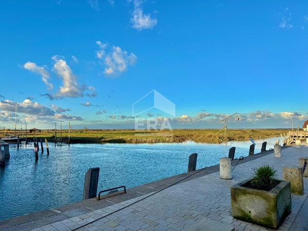 RARE - BEL APPARTEMENT PLEIN CENTRE MORNAC SUR SEUDRE