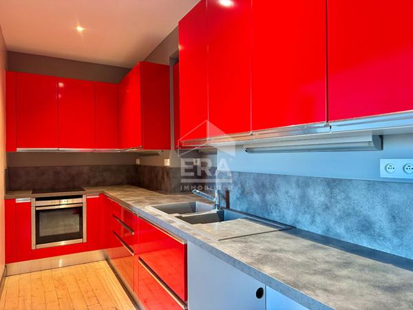 RARE - BEL APPARTEMENT PLEIN CENTRE MORNAC SUR SEUDRE