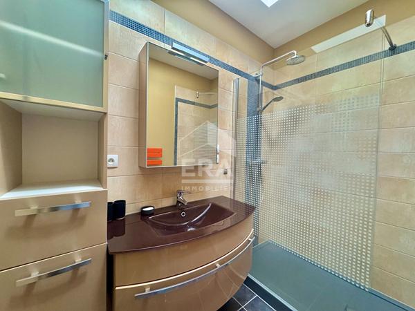 RARE - BEL APPARTEMENT PLEIN CENTRE MORNAC SUR SEUDRE