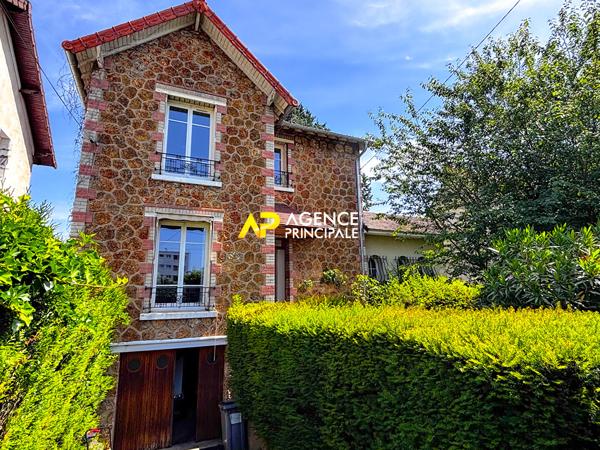 Sartrouville - La Croix Blanche - Maison 6 pièces 115 m² avec garage 620 000 € **  - Référence  9588