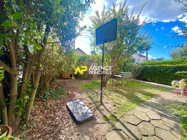 Sartrouville - La Croix Blanche - Maison 6 pièces 115 m² avec garage 620 000 € **  - Référence  9588