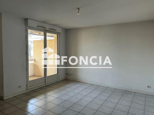 Location Appartement 3 pièces 61.64 m² - 2 RUE ROUX Tarbes 65000