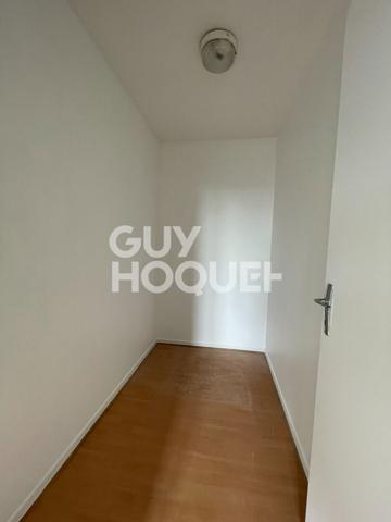 Centre de ville de VERNEUIL, duplex refait à neuf