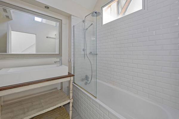 Maison de ville repensée par un architecte