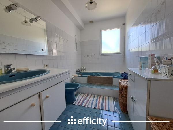 Maison 6 pièces - 123 m² Exclusivité efficity