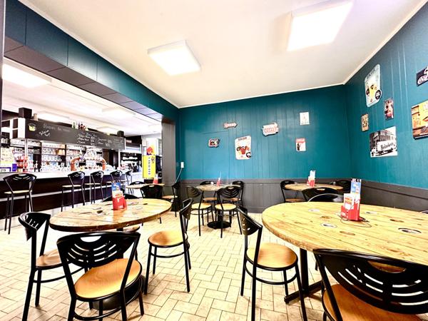 FONDS DE COMMERCE (BAR, PMU, FDJ, RESTAURATION) EN VENTE A LUNEVILLE (54300)