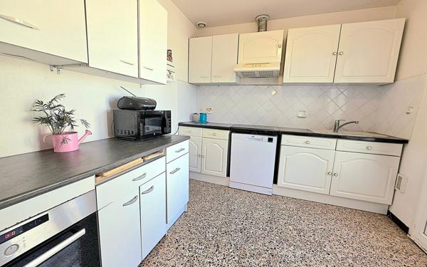 Maison à vendre    3 pièces •  Tarascon