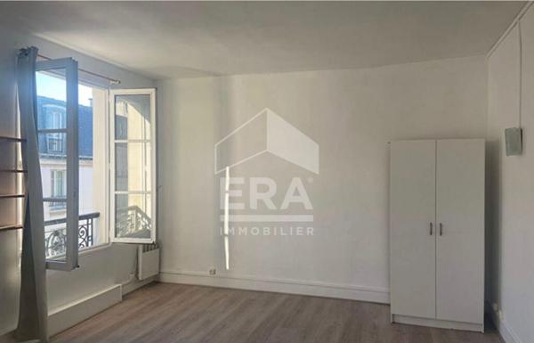 Appartement Paris 1 pièce(s) 23 m2