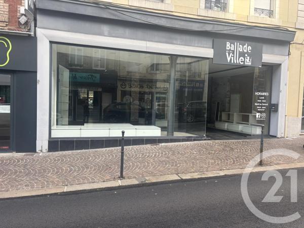 à vendre  314 m 2   ST QUENTIN  - 02