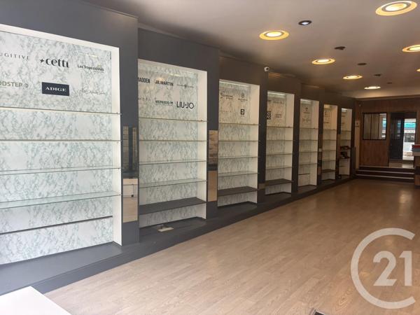 à vendre  314 m 2   ST QUENTIN  - 02
