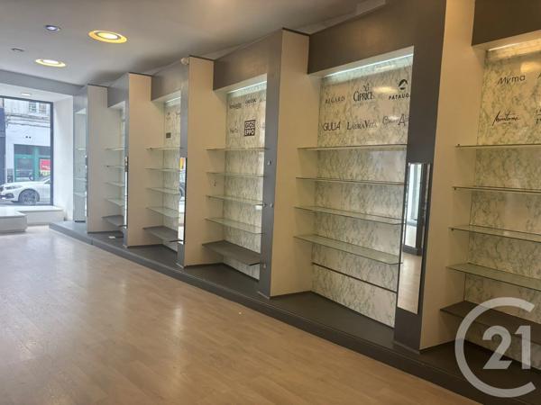 à vendre  314 m 2   ST QUENTIN  - 02