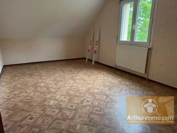 Vente                                                      Maison
                        
                     5 pièces                      140 m2                     à Montrozier